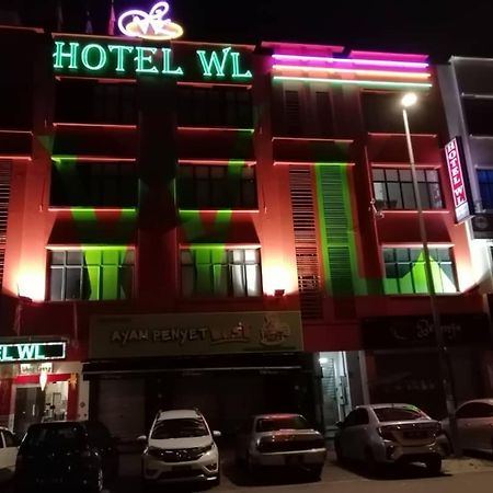 Wl Hotel Kampung Baharu Sungai Buluh Kültér fotó